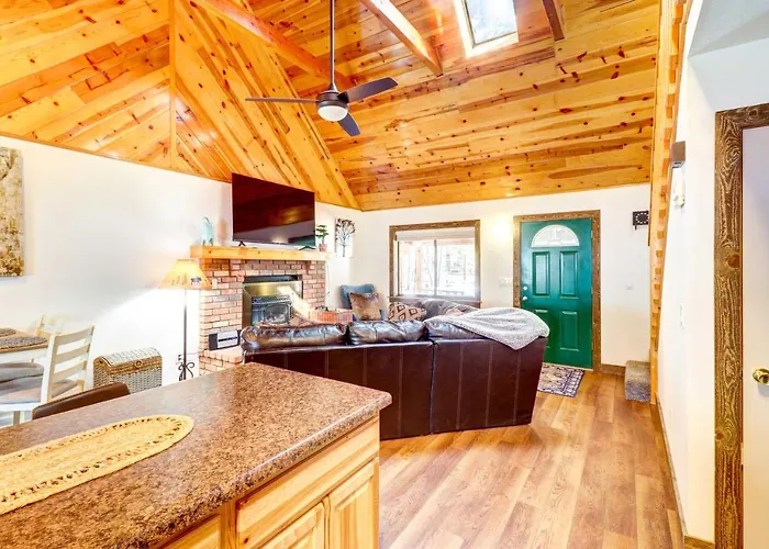 Casa vacanze Near Hiking Trails: Wooded In Lakeside! Pinetop-Lakeside